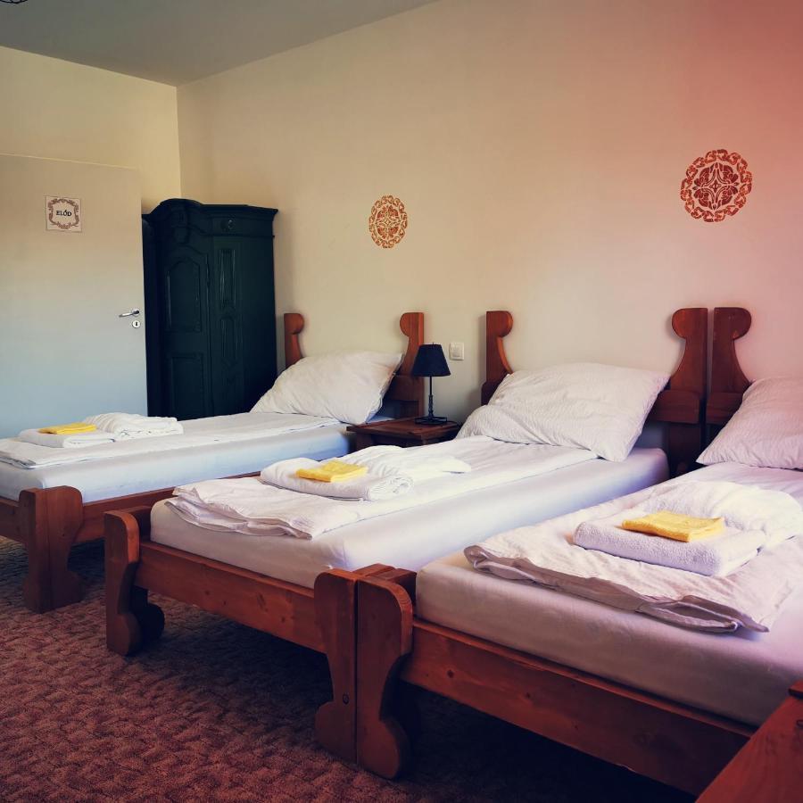 Bed and Breakfast Szabolcs Vezer Panzio Екстер'єр фото