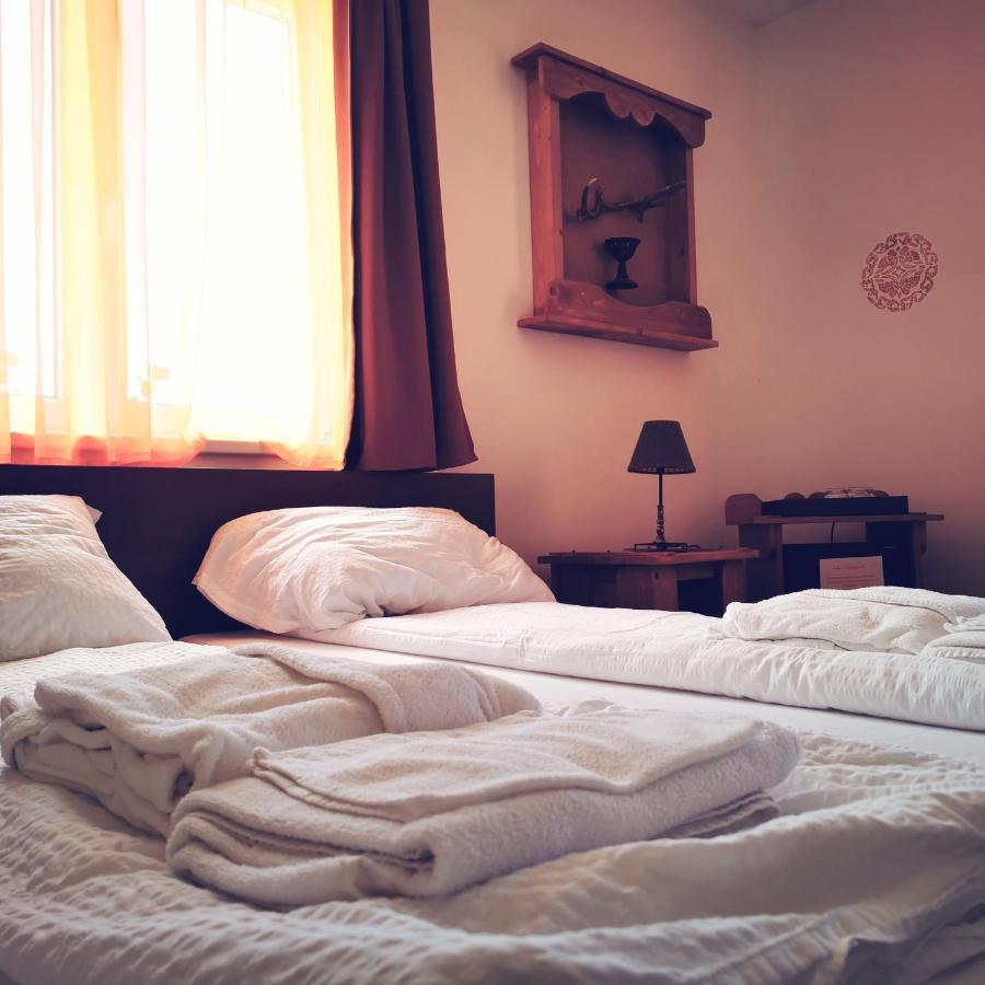 Bed and Breakfast Szabolcs Vezer Panzio Екстер'єр фото