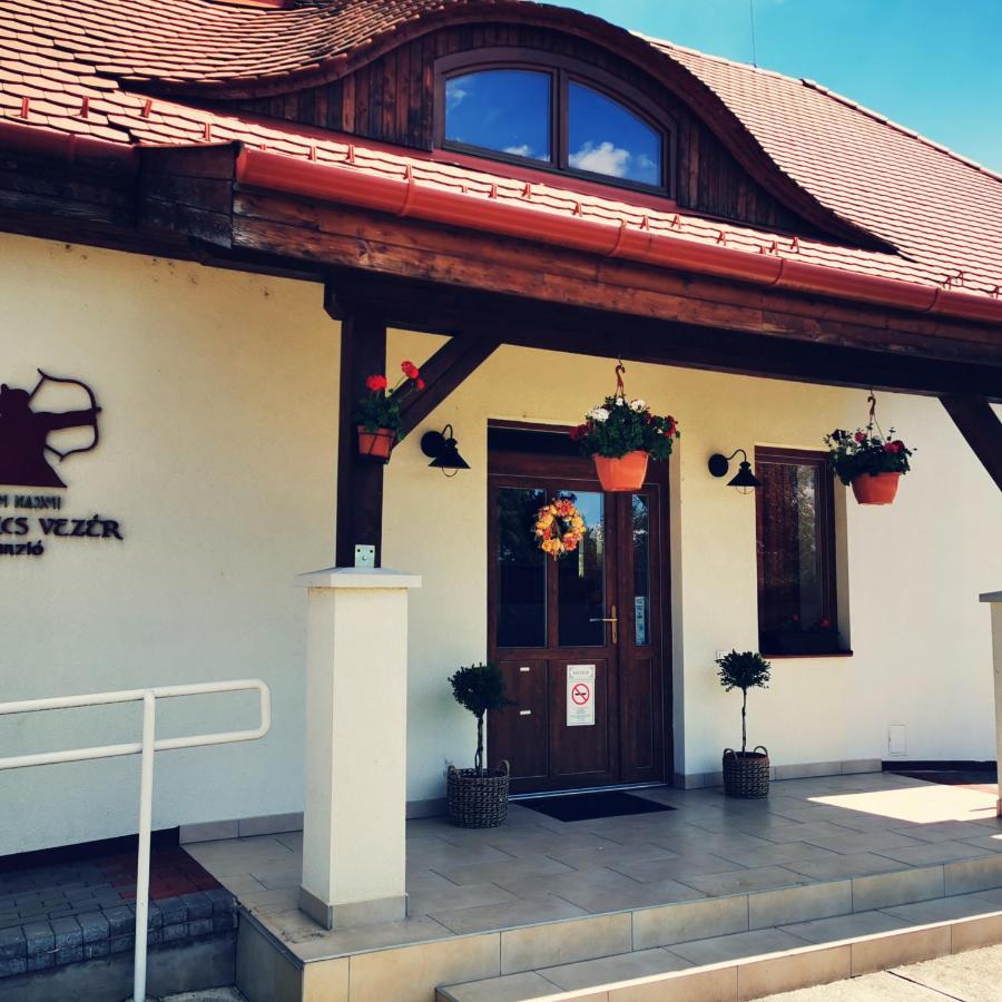 Bed and Breakfast Szabolcs Vezer Panzio Екстер'єр фото