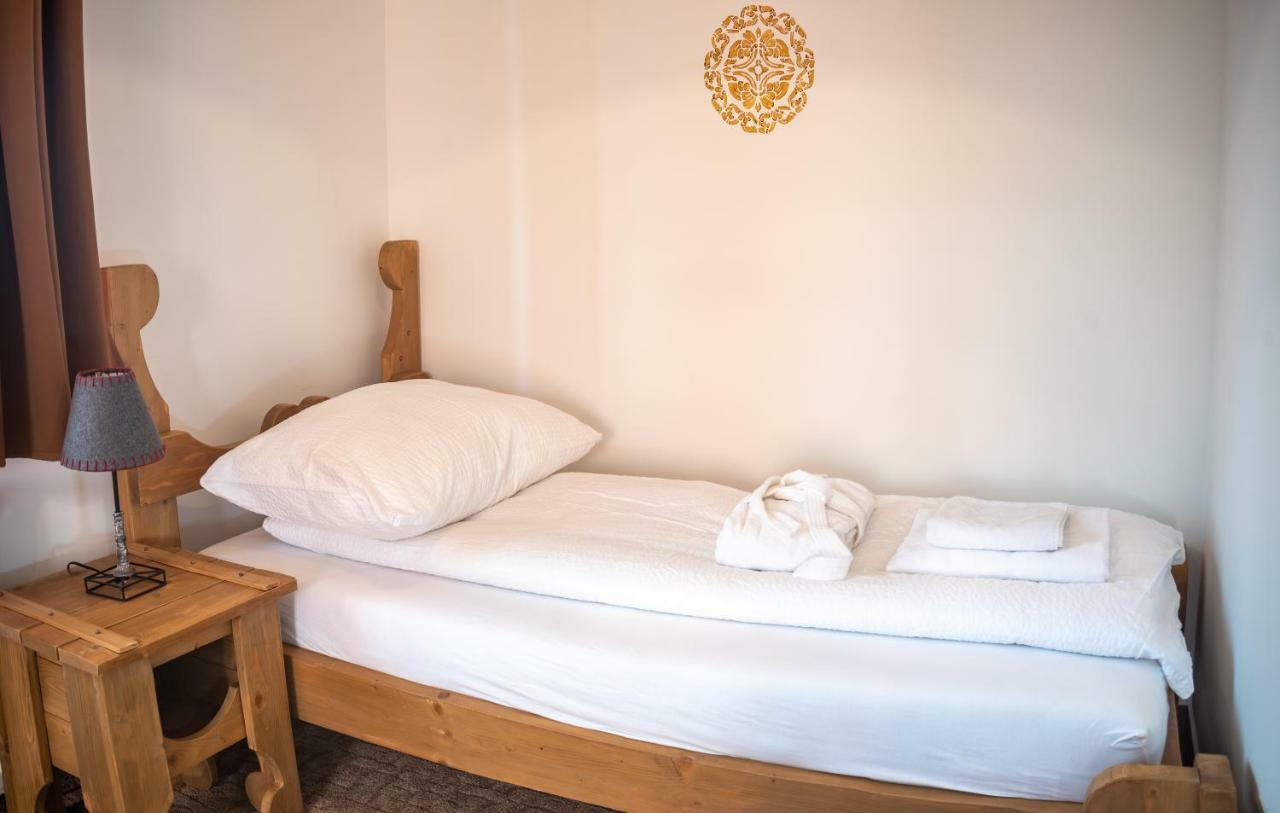 Bed and Breakfast Szabolcs Vezer Panzio Екстер'єр фото
